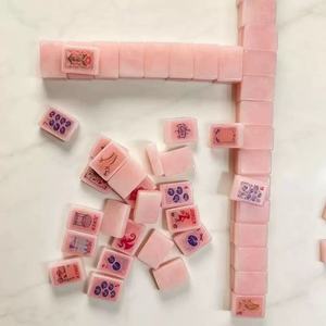 Fichas de Mahjong Americanas de Acrílico Portátiles de Lujo en Color Rosa Melocotón con Patas Plegables para Fiestas y Reuniones, Regalos en Stock, Envío Rápido - Product Image 3