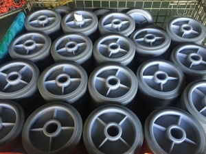 Roue en caoutchouc plastique thermique de 12 pouces 12x3 caoutchouc noir <span class=keywords><strong>3</strong></span>/4 roulement à rouleaux droits bande de roulement noire plate - Product Image 2