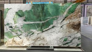 แผ่นหินธรรมชาติสีเขียวอ่อนสีเขียวมรกตฟูชไซต์คริสตัลควอตซ์ไซต์ของบราซิล - Product Image 4