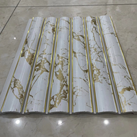 Prix de gros, revêtement mural décoratif en bois-plastique composite multicolores, panneaux muraux en PS de taille personnalisée