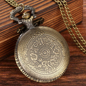 Montre de poche steampunk Eye Monster Beholder, cadeau gothique unique pour les collectionneurs, montre pendentif en bronze rétro avec chaîne - Product Image 6