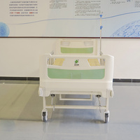 Lit médical manuel multifonctionnel réglable pour soins aux patients, adapté aux salles médicales et aux soins à domicile pour la réadaptation des personnes âgées