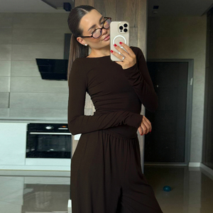 Bộ đồ mặc nhà nữ thu đông 2025 chất liệu ấm áp, màu trơn, áo thun dài tay kèm quần rộng, bán buôn - Product Image 5