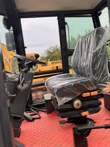 รถตักล้อยางหลิงกง 680 ขนาด 8 ตัน แบบมัลติฟังก์ชั่น |   เครื่องยนต์และมอเตอร์ขับเคลื่อน 4 ล้อ รุ่นปี 2023 |   สภาพดีเยี่ยม ราคาขายดี - Product Image 4