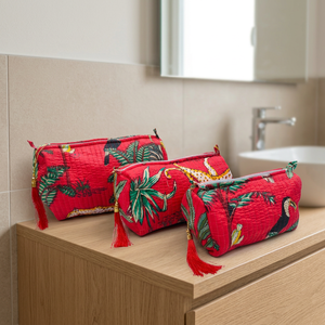 Estuche de Regalo Nupcial Acolchado Rojo Tropical de Algodón Ecológico con Cierre de Cremallera - Organizadores Hechos a Mano con Patrón de Puntos (Duradero y Ligero) - Product Image 3