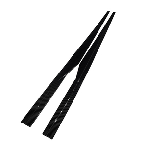 Faldones Laterales de Fibra de Carbono Real Estilo R44 para BMW Serie 2 G42 Coupé/G87 M2 2021-2025 - Product Image 4