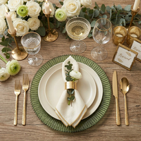 Assiettes de présentation rondes en verre perlé vert vintage de 13 pouces, motif soleil gaufré, pour décoration de table de banquet et mariage (vente en gros)