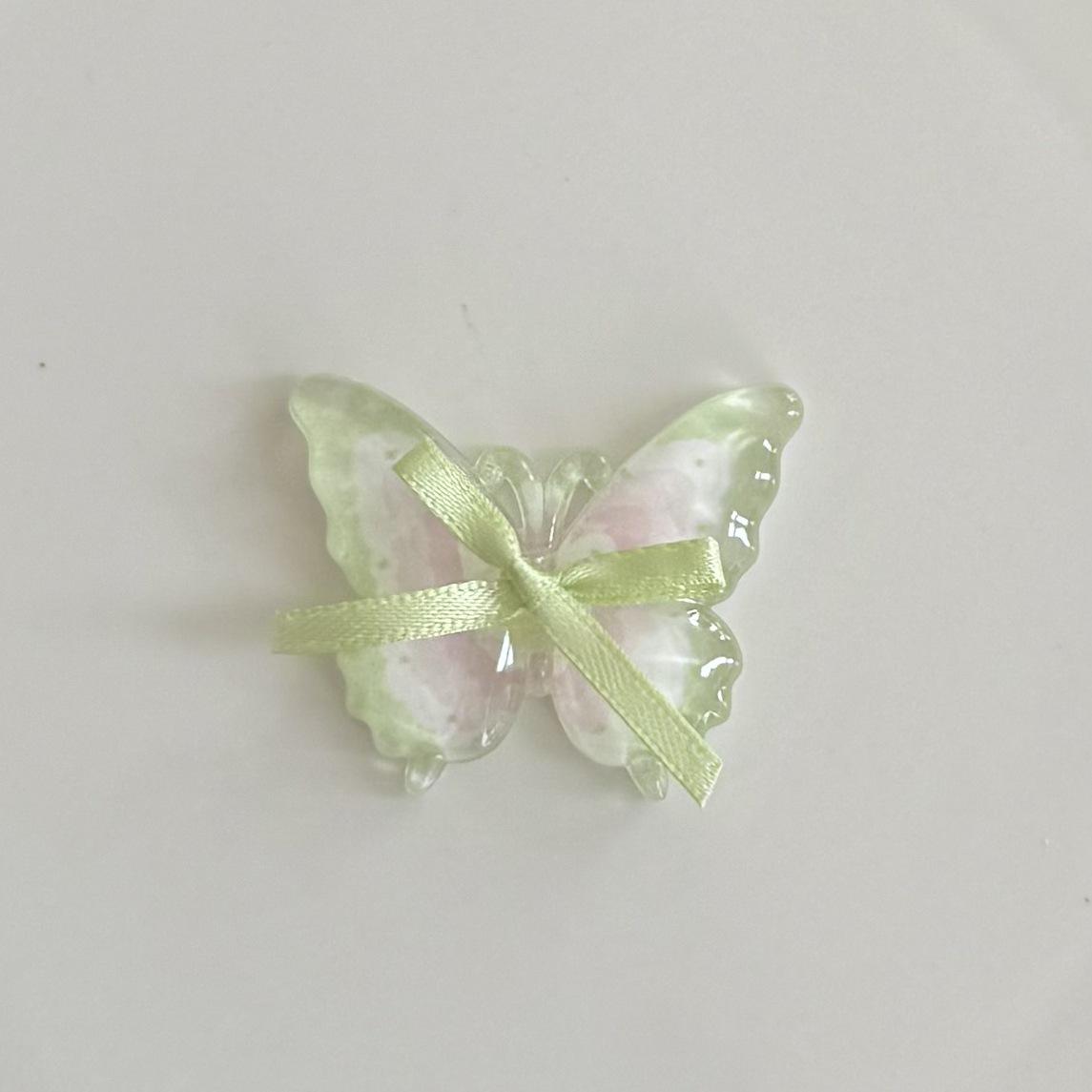 สีเขียว