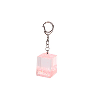 Porte-clés cube en acrylique avec liquide à l'intérieur, paillettes 3D flottantes, porte-clés Boba