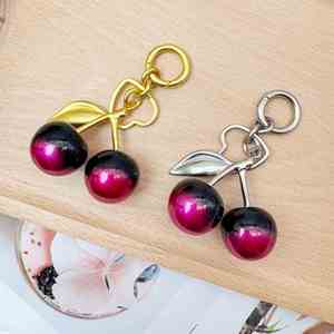 Porte-clés créatif en forme de cerise 3D dégradé pour femmes, porte-clés de voiture mignon et mini portefeuille, décoration de sac à main - Product Image 2