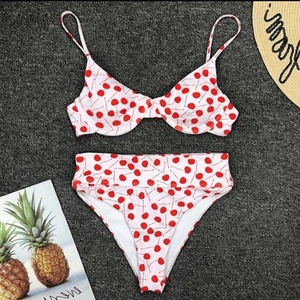 Conjunto de Bikini de Dos Piezas con Tirantes Triangulares, Traje de Baño Sexy con Sujetador Push-Up de Secado Rápido y Tanga en V para Mujer - Product Image 1