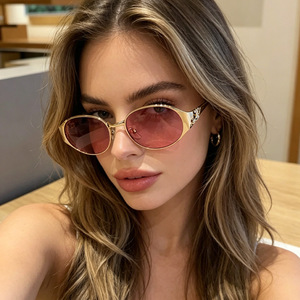 Lunettes de soleil rétro <span class=keywords><strong>punk</strong></span> années <span class=keywords><strong>80</strong></span> pour femme, monture ovale dorée tête de guépard, protection UV400, nouvelle collection populaire pour le voyage - Product Image 2