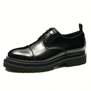 Zapatos Formales de Cuero para Hombre de Lujo, Estilo Británico, Hechos de Cuero Genuino con Bordado Decorativo - Product Image 2