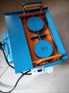 Kích thước nhỏ hộ gia đình dễ dàng vận hành máy làm gạch để lát và sản xuất khối rỗng cho nguyên liệu xi măng - Product Image 3