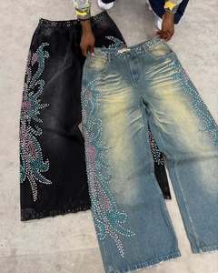 กางเกงยีนส์เอวสูงทรงคาร์โก้สไตล์ Y2K สำหรับผู้ชาย พร้อมลายปัก โซ่เพชร และปะผ้าเดนิม ดีไซน์เพชร - Product Image 2