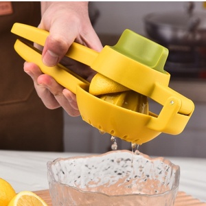Spremiagrumi Domestico per Limoni e Arance, Strumento per Limonata e Cocktail <span class=keywords><strong>Fatti</strong></span> <span class=keywords><strong>in</strong></span> <span class=keywords><strong>Casa</strong></span>, Facile da Pulire - Product Image 1