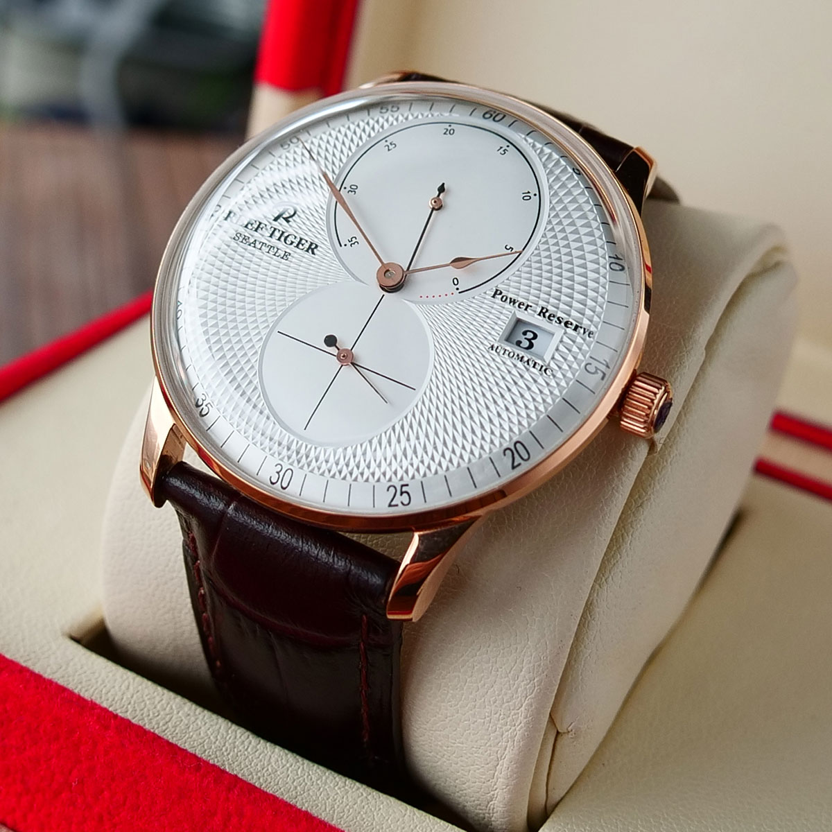 特売 with Casual Luxury - Watch Mens Tiger Reef Genuine Strap Leather 靴