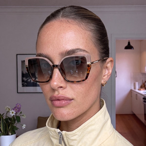 Occhiali da Sole di Lusso 2026 <span class=keywords><strong>per</strong></span> Donna e Uomo, Design Trendy Multicolore con Montatura Grande e <span class=keywords><strong>Gambe</strong></span> in Metallo, Lenti Trasparenti Decorative - Product Image 1
