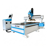 Machine de gravure CNC à commande numérique 1325 ATC à prix avantageux avec 8 changeurs d'outils linéaires ATC pour le travail du bois