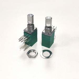 Potentiomètre rotatif à axe plat moleté en métal à insertion latérale 8 broches de haute qualité 10K-100K 20% - Product Image 1