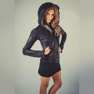 Chaqueta de Cuero Genuino con Grabado de Pitón Personalizada para Mujer, Ropa Urbana Premium, Servicio de Muestras de Fábrica OEM ODM Disponible - Product Image 1