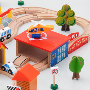 Juego <span class=keywords><strong>de</strong></span> Tren <span class=keywords><strong>de</strong></span> Madera <span class=keywords><strong>Thomas</strong></span> <span class=keywords><strong>de</strong></span> 69 Piezas al por Mayor, Escena <span class=keywords><strong>de</strong></span> Haya, Escala 1:5, <span class=keywords><strong>Juguete</strong></span> - Product Image 4