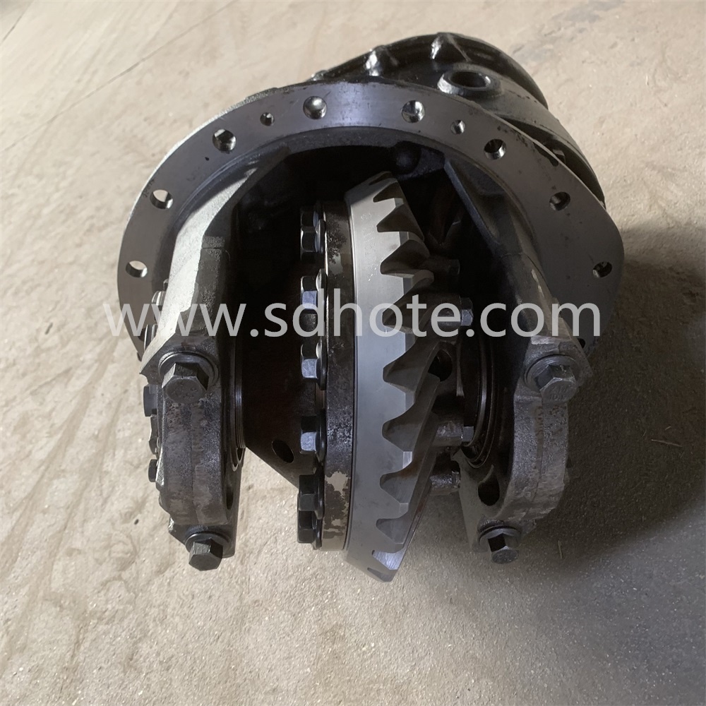 SINOTRUK Howo Truck Parts - Differential Assembly AZ7121320745