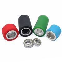 Petits rouleaux de roue en TPU PU à usage intensif personnalisés avec roulement à billes à assemblage central en aluminium