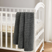 Couvertures confortables personnalisées solides et confortables pour lit de bébé Magic Green Couvertures tricotées en micro-fibre pour bébé
