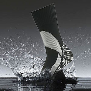 Custom Logo <b>Waterproof</b> Breathable Crew <b>Socks</b> in Black for Men Outdoor Hiking Trekking and Sports - Product Image 5