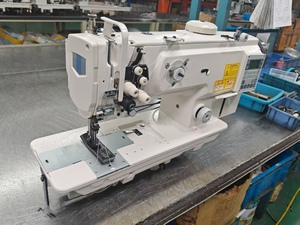 Máquina de Coser de Doble Aguja de Triple Arrastre para Trabajo Pesado DS-1560D-7 con Cortahilos Automático - Product Image 3