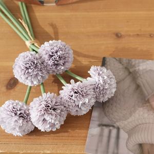 كرة الهندباء الذهبية من الحرير الصناعي 9 رؤوس للبيع بالجملة ، أقحوان ، ديكور منزلي للعطلات عيد الفصح - Product Image 1