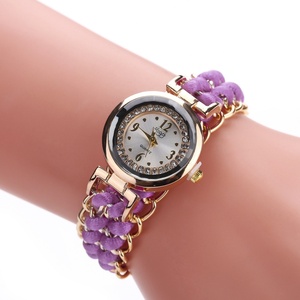 Montre créative pour femmes, bracelet en corde extensible tressée, vente en gros, livraison directe - Product Image 1
