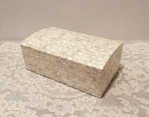 Boîte en bois personnalisée faite à la main avec précision, parfaite pour le stockage de cadeaux personnalisés et la décoration intérieure élégante - Product Image 4