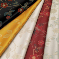 Tissu de bagage 100% polyester 150D respirant, teint en fil, jacquard tissé satiné 204 g/m², en stock pour garçons et filles
