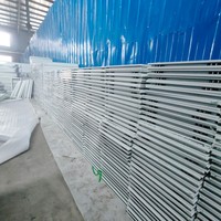 Fenêtre coulissante UPVC à 5 chambres avec profil en verre noir améliorant l'efficacité thermique et la rigidité structurelle