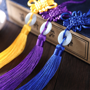พู่ปมจีน จี้หยกเทียม ชุดของขวัญทำมือสำหรับวันหยุด สีแดง สีเงิน สีน้ำเงินรอยัล - Product Image 3