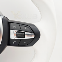Volant sport M à fond plat en cuir blanc sans palettes de changement de vitesse pour BMW F10 F15 F16 F25 F26 F20 F22 F30 F33 F36