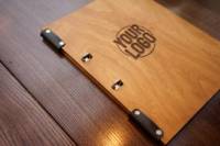 Porte-menu en bois 202601 durable avec logo gravé – Porte-menu de restaurant, bar, café, pour boissons, simple