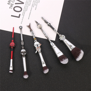 Ensemble de 5 pinceaux de maquillage Star Wars, <span class=keywords><strong>Darth</strong></span> <span class=keywords><strong>Vader</strong></span>, Yoda, Baby, en métal - Product Image 3