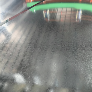 Bobine en acier galvanisée plongée à chaud de feuille de Gi enduite par zinc laminé à froid de fer en métal pour la feuille de toiture - Product Image 1