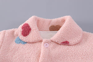 Pijamas de lana de dibujos animados para niñas de otoño e invierno con cárdigan transpirable, conjunto de ropa de casa al por mayor - Product Image 3