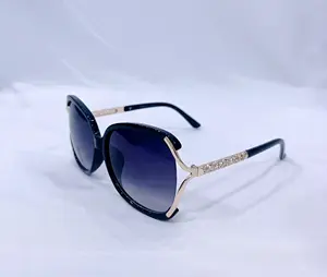 2024 Custom Fashion UV400 Ladies Sunglasses European And American Large Frame With Gorgeous Hollow Design