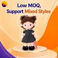 Poupée en peluche personnalisée pour fille, avec robe noire, jouet de personnage, fabrication OEM ODM, vente en gros, cadeau pour enfants, fabricant de poupées en peluche