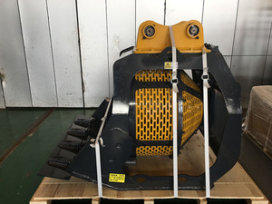 MONDE Excavator rotary screening bucket - Product Image 6