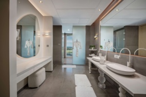 Suite di Lusso Minimalista in Legno Massello con LED, Letto Matrimoniale Extra Large per Camere d'Albergo - Product Image 4