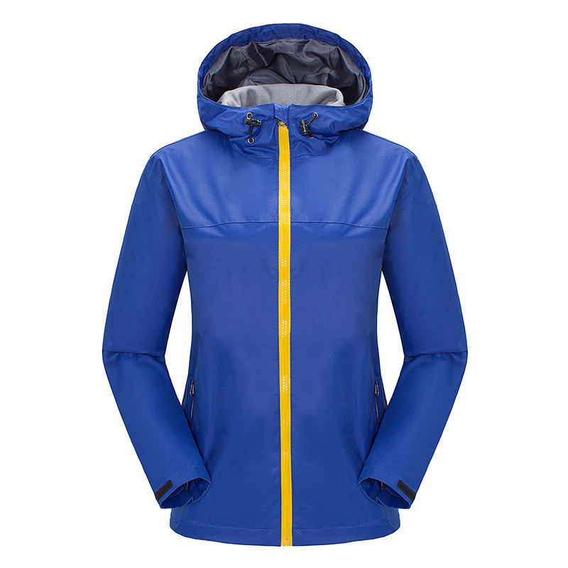 ผู้หญิง สีฟ้า