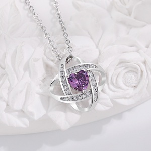 Bellissimo cuore eterno girevole amore cuore rosso <span class=keywords><strong>collana</strong></span> pendente <span class=keywords><strong>quadrifoglio</strong></span> per fidanzata - Product Image 3