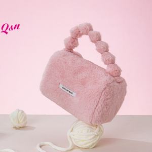 2025 nuevas bolsas de maquillaje cosmético de cuero PU, bolsa organizadora, bolsa de maquillaje de silicona, terciopelo de mano peludo - Product Image 5