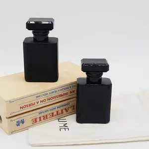 Botella cuadrada de perfume engarzado de cristal negro azul oscuro personalizada botella de cristal a prueba de UV para fragancia
